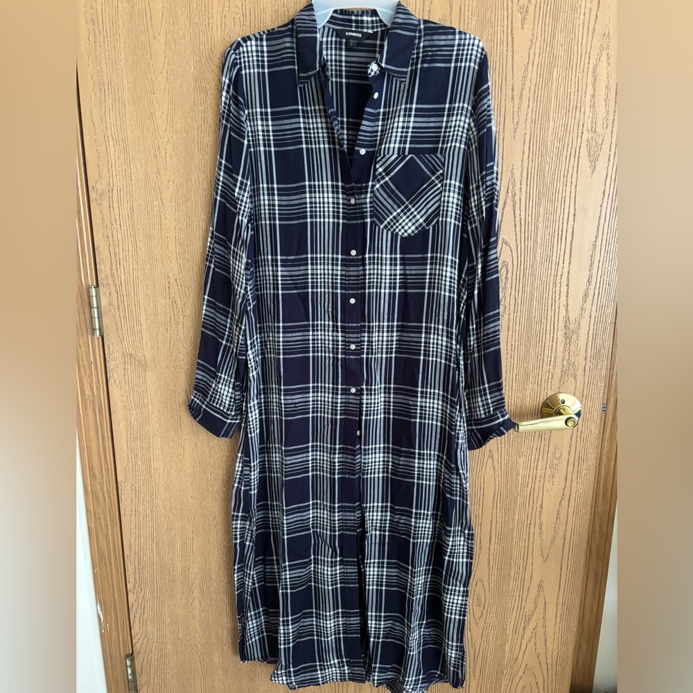 Express Black and White Plaid Long Sleeve Dress